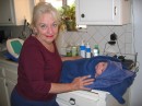 20040702 - Sydney and Grandma (3) * 1200 x 900 * (202KB)
